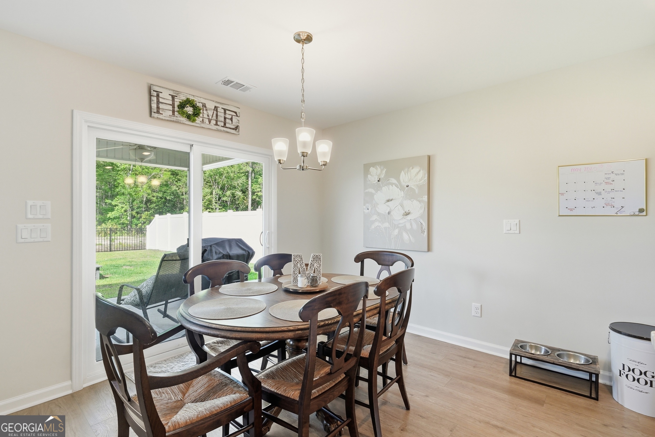 11020 Woodland Trail