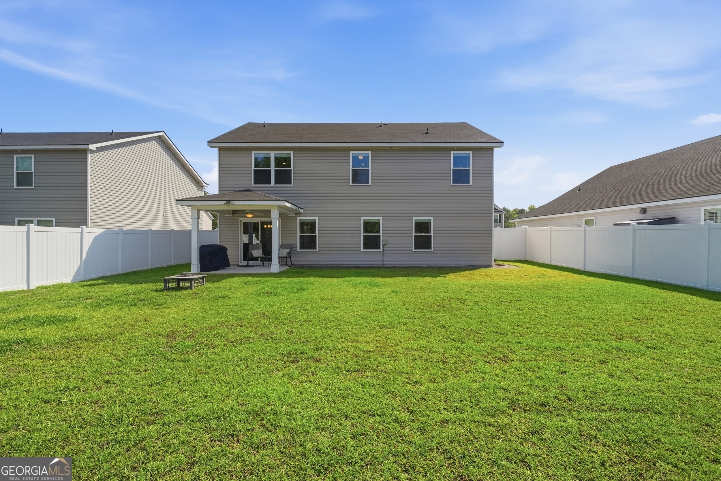 11020 Woodland Trail