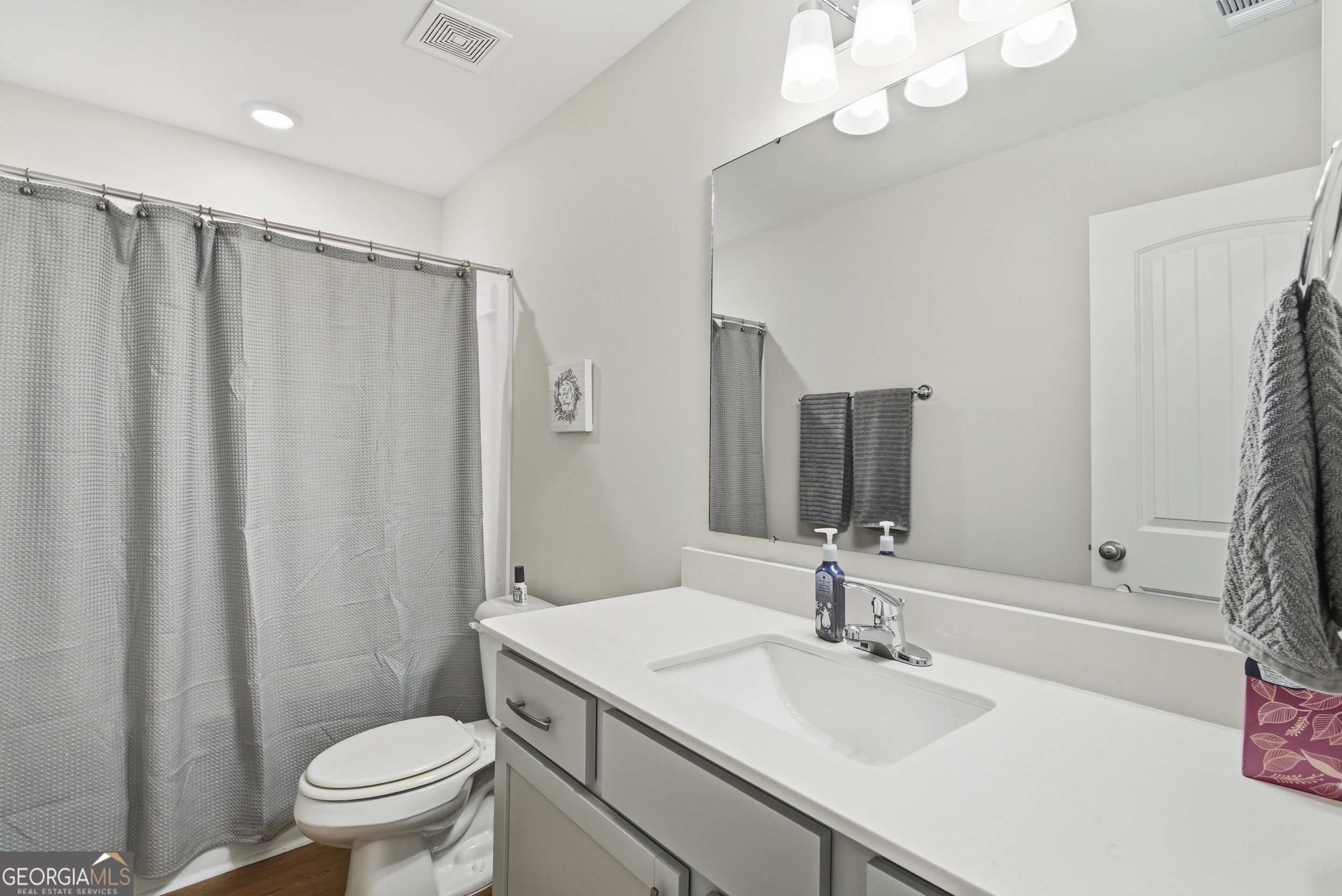11020 Woodland Trail