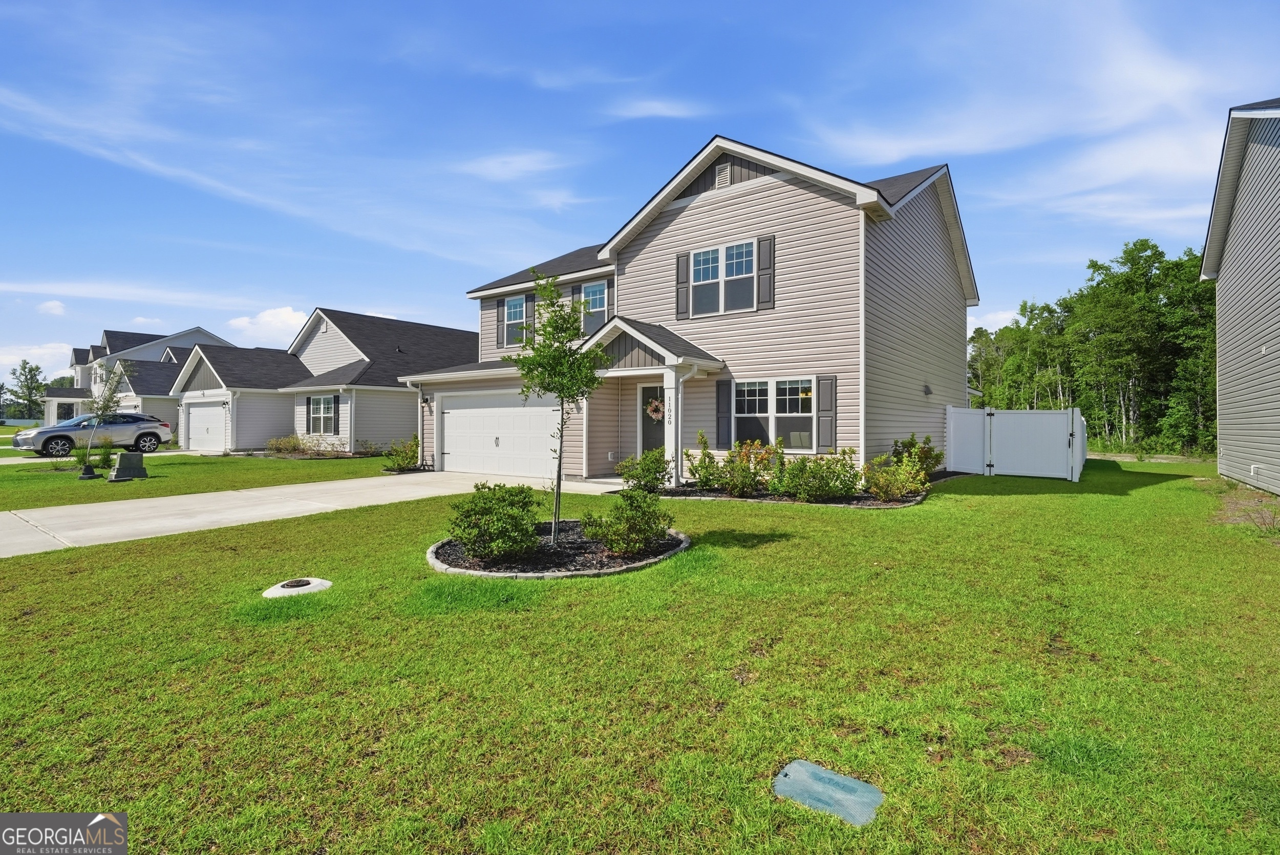11020 Woodland Trail