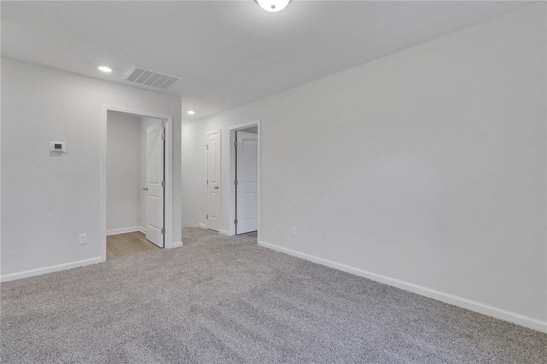 11020 Woodland Trail