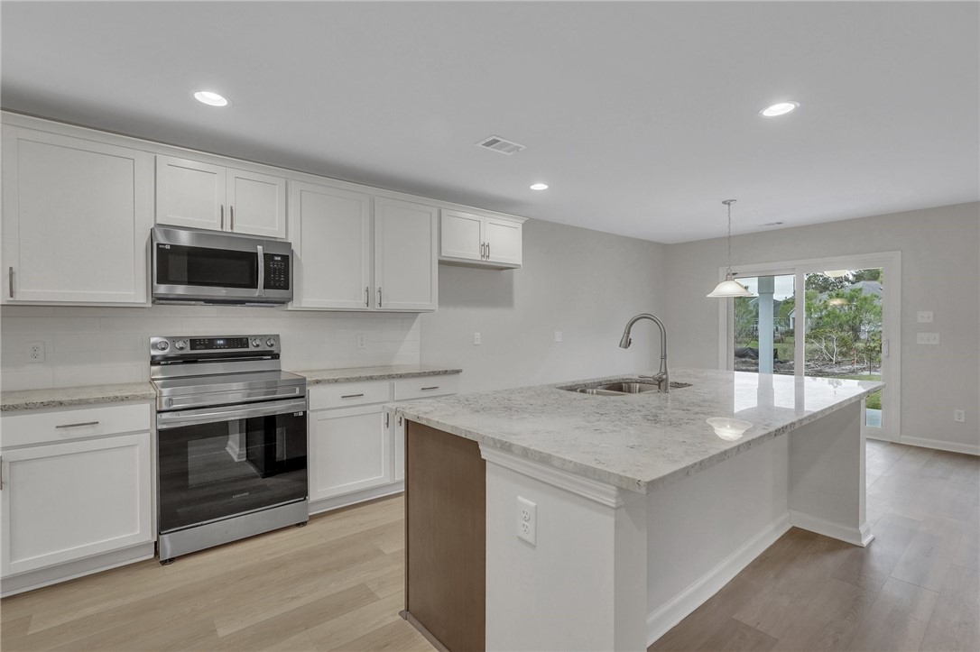 11020 Woodland Trail