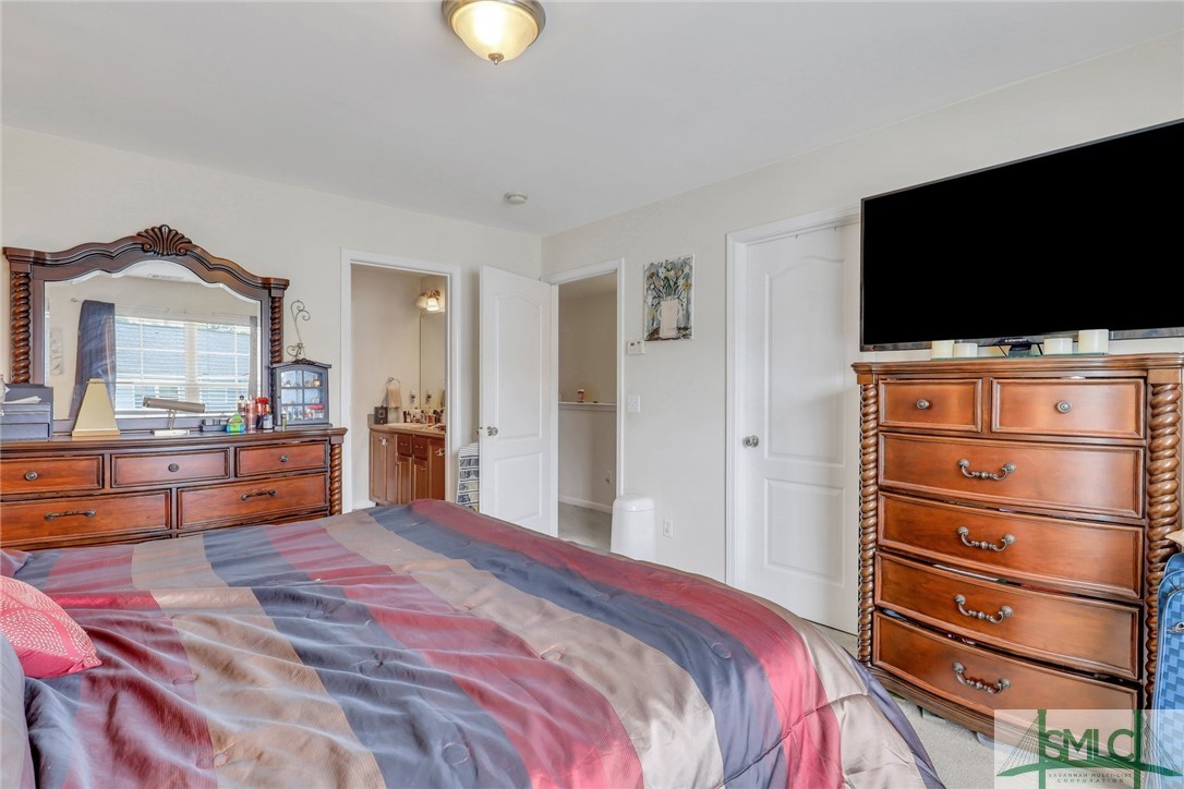 18 Red Robin Court