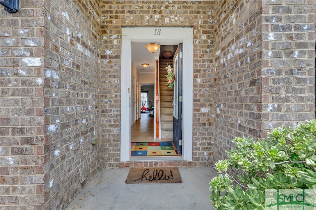 18 Red Robin Court