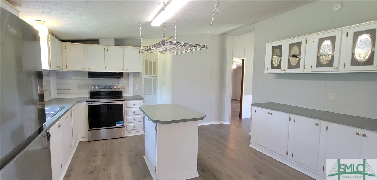 332 Mockingbird Drive