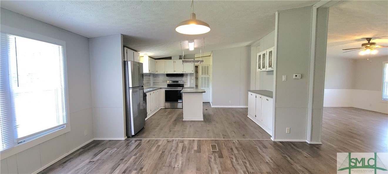 332 Mockingbird Drive