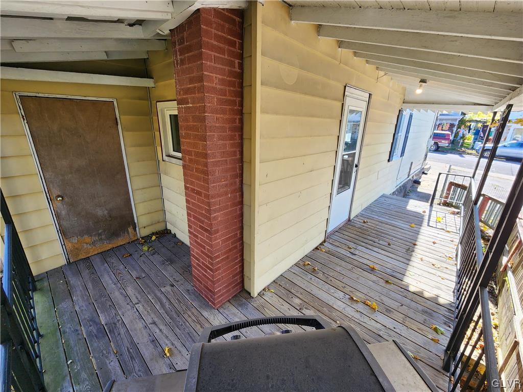 329 East Union Street