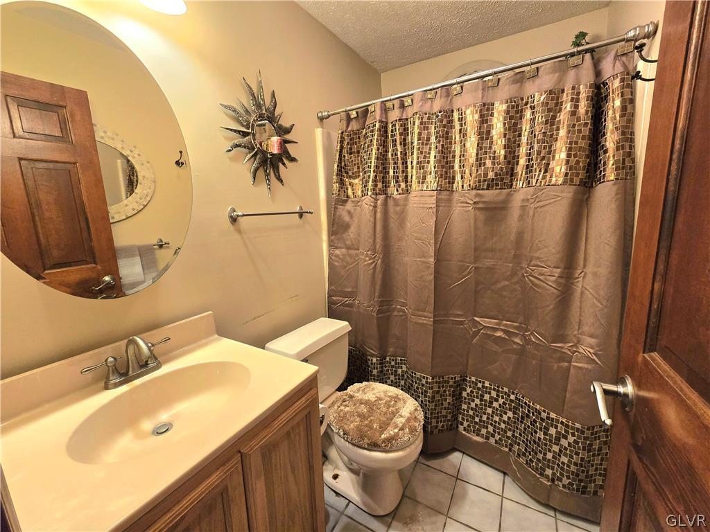 333 Minsi Trail West