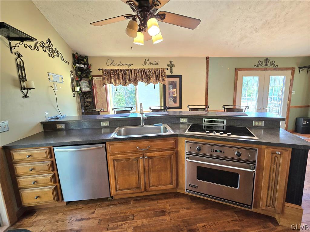 333 Minsi Trail West