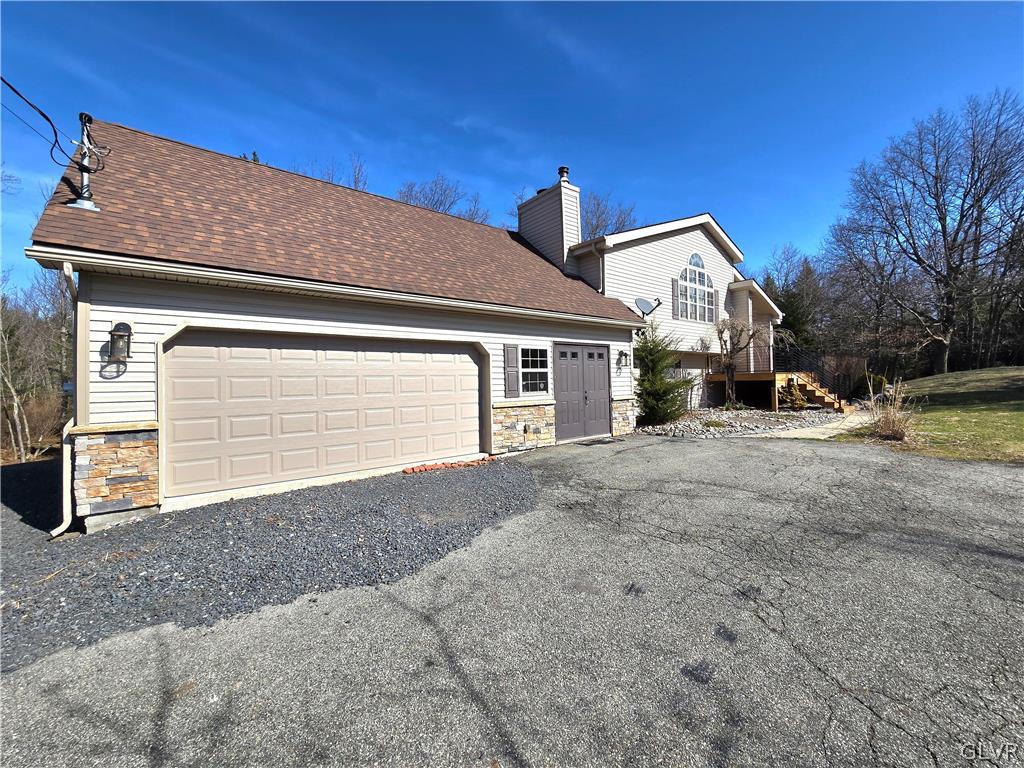 333 Minsi Trail West