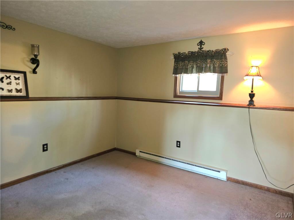 333 Minsi Trail West