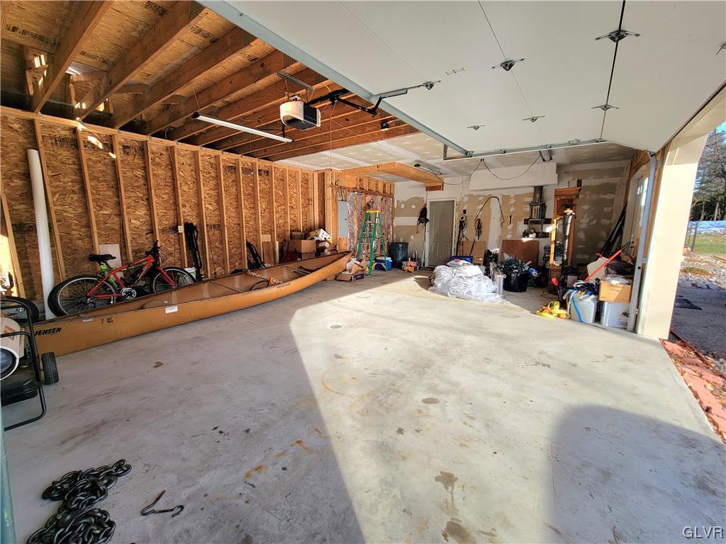 333 Minsi Trail West