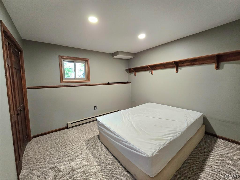 333 Minsi Trail West