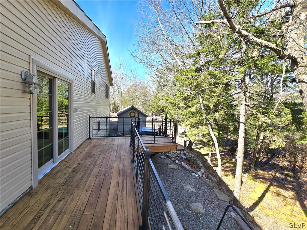 333 Minsi Trail West