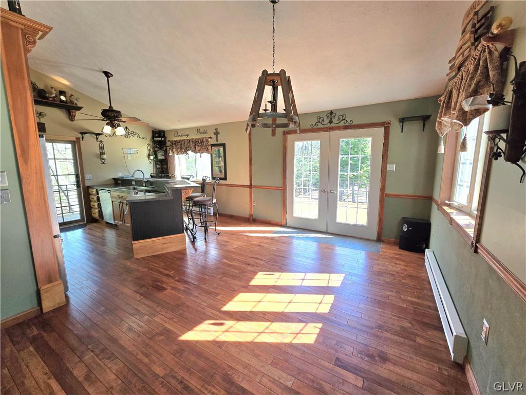 333 Minsi Trail West