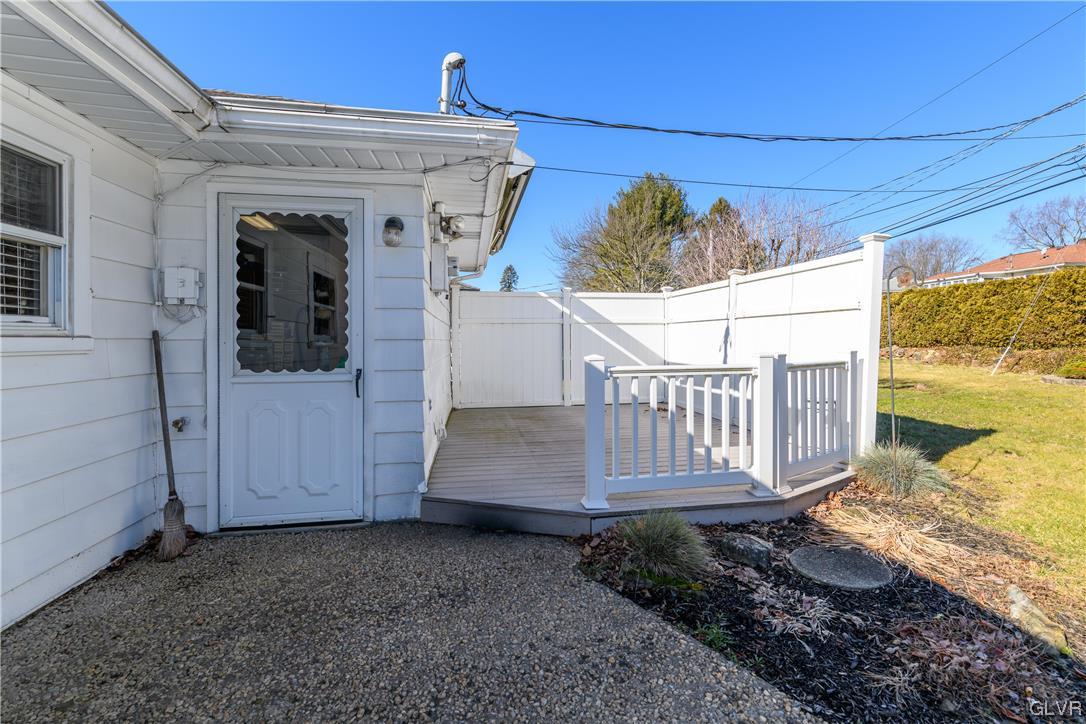 3315 Cambridge Circle