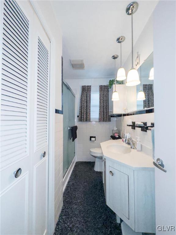 3315 Cambridge Circle