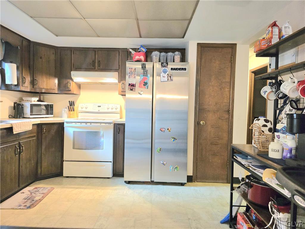 2580 Spruce Hollow Road