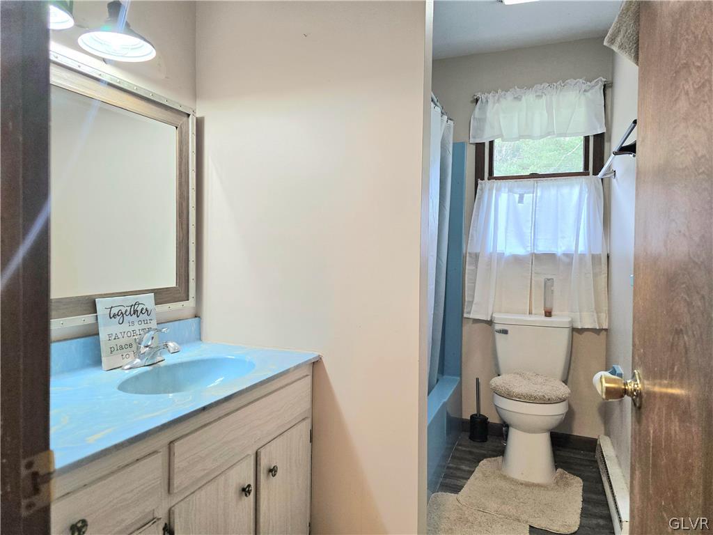 2580 Spruce Hollow Road