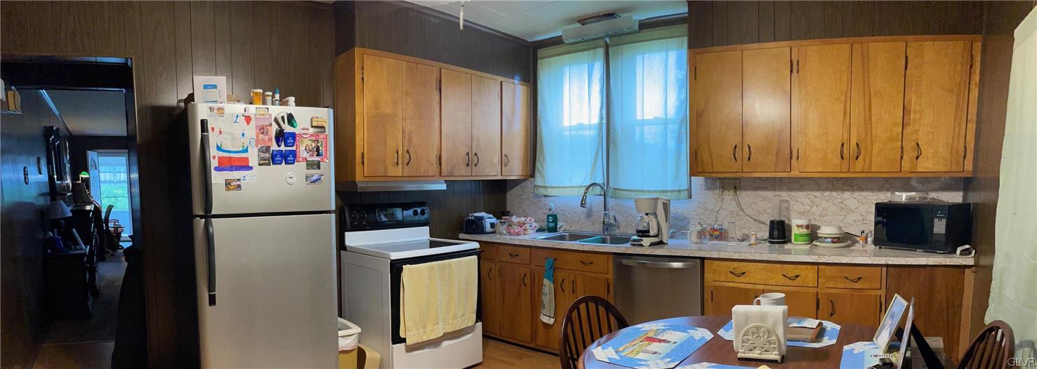 133 West Early Avenue