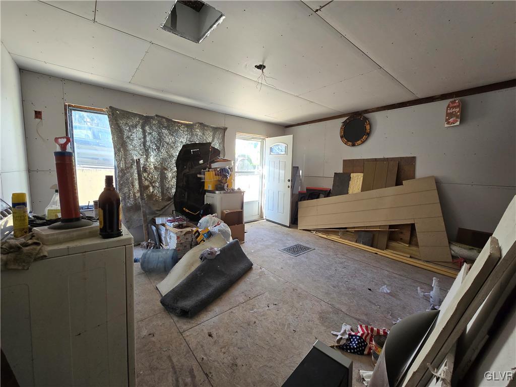 305 Washington Street