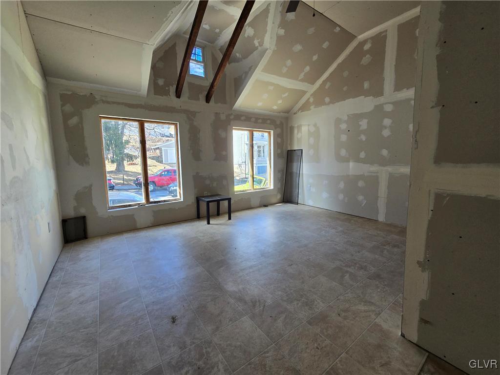 305 Washington Street