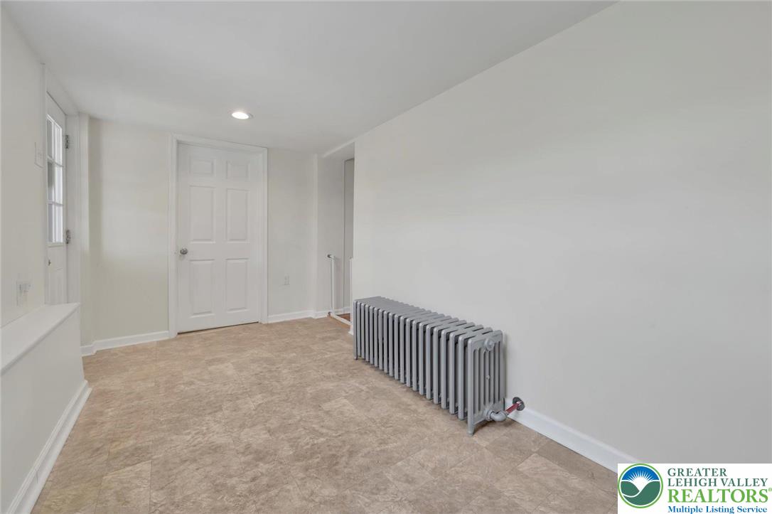 24 West Garibaldi Avenue