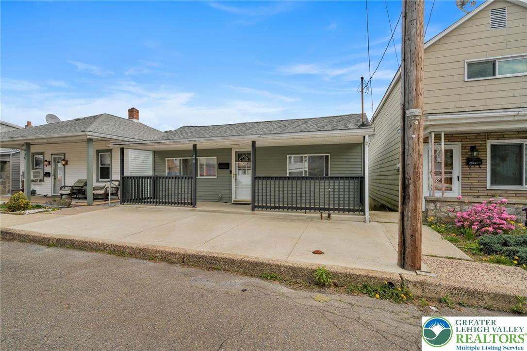 24 West Garibaldi Avenue