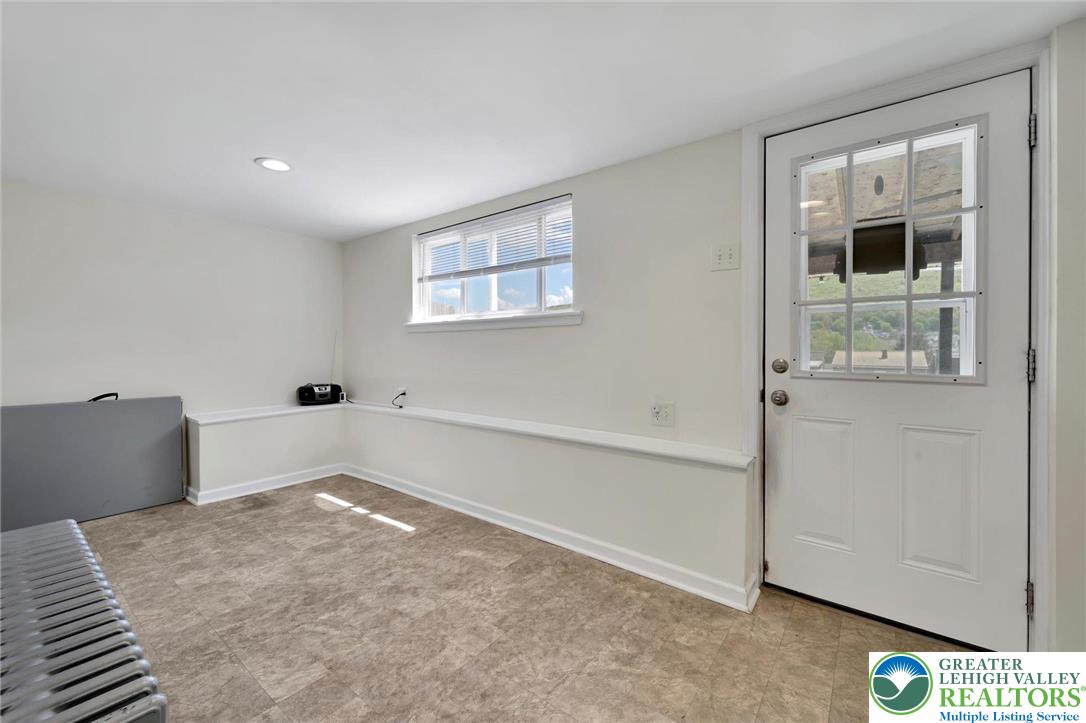 24 West Garibaldi Avenue