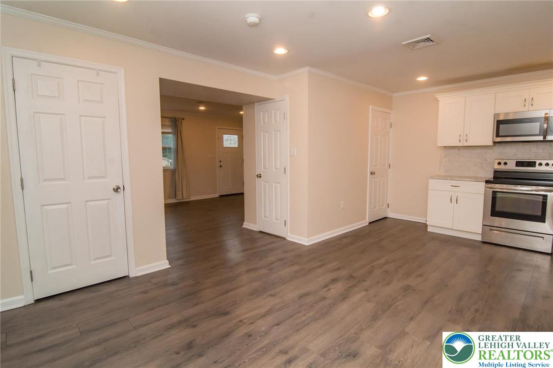 6274 Glen Court
