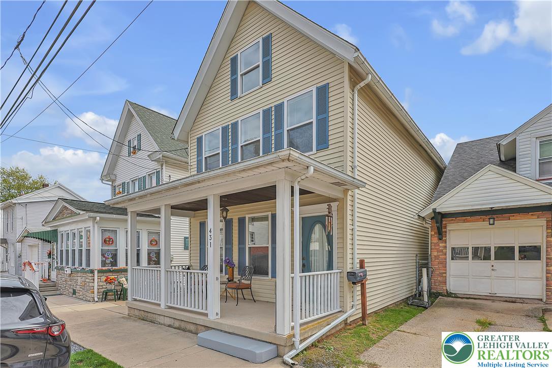 431 Center Avenue