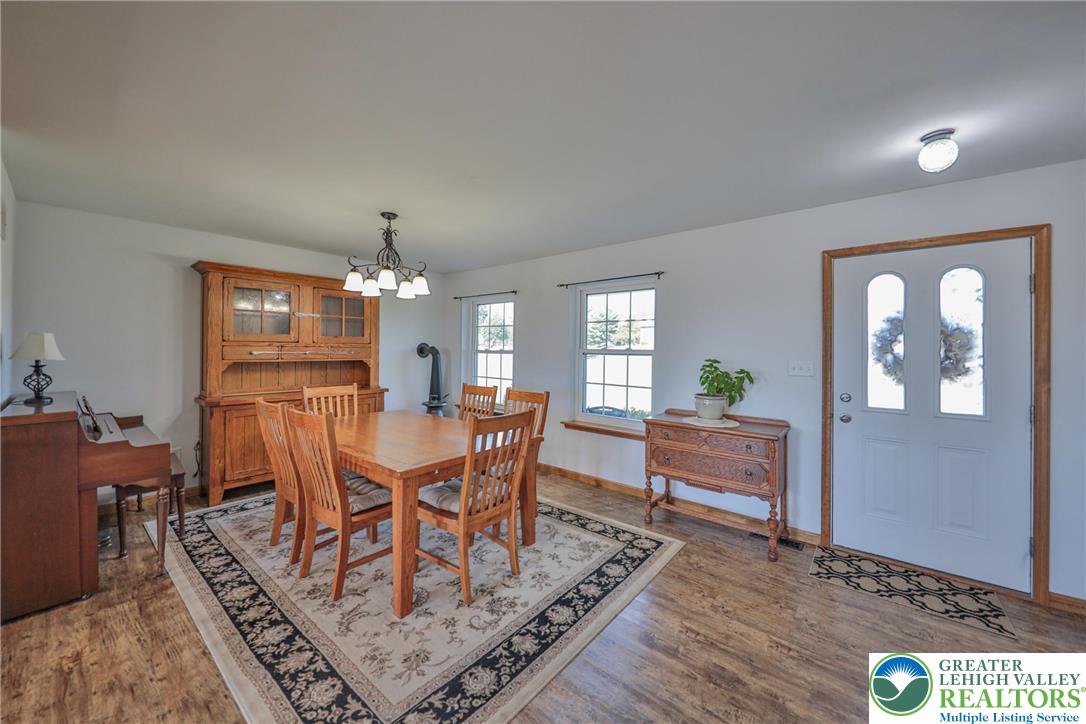 3341 Buckskin Lane