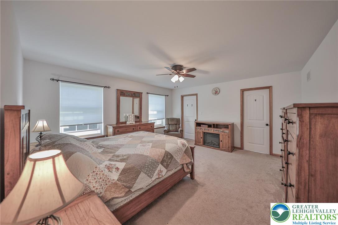 3341 Buckskin Lane