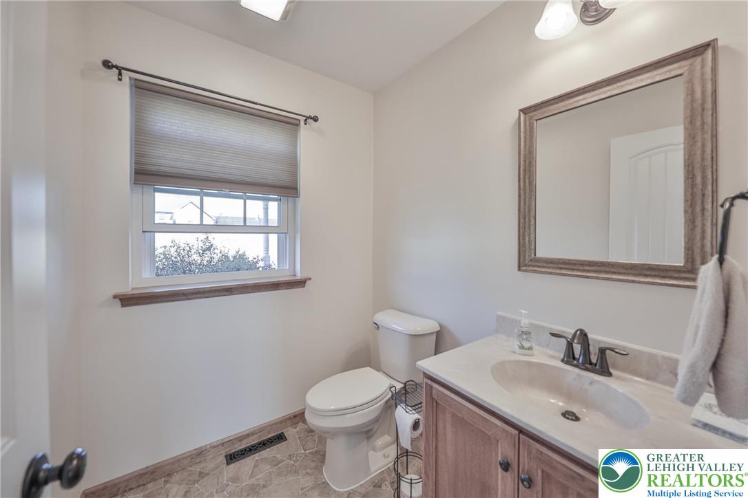 3341 Buckskin Lane