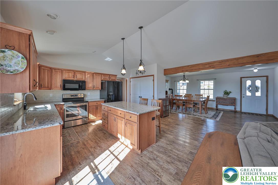 3341 Buckskin Lane