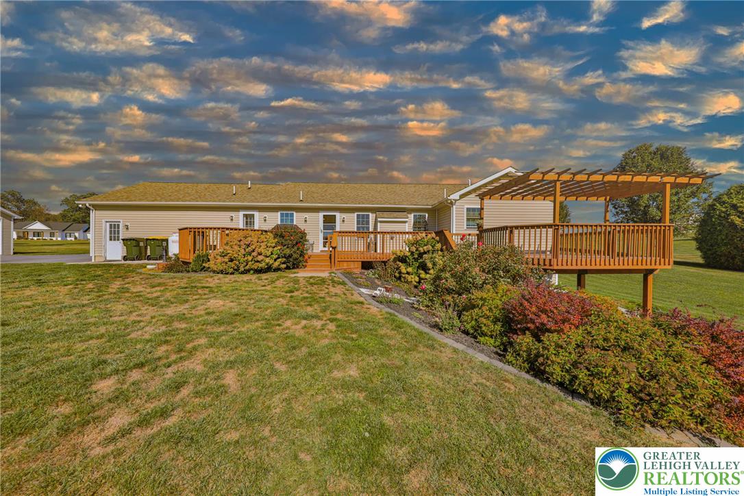 3341 Buckskin Lane