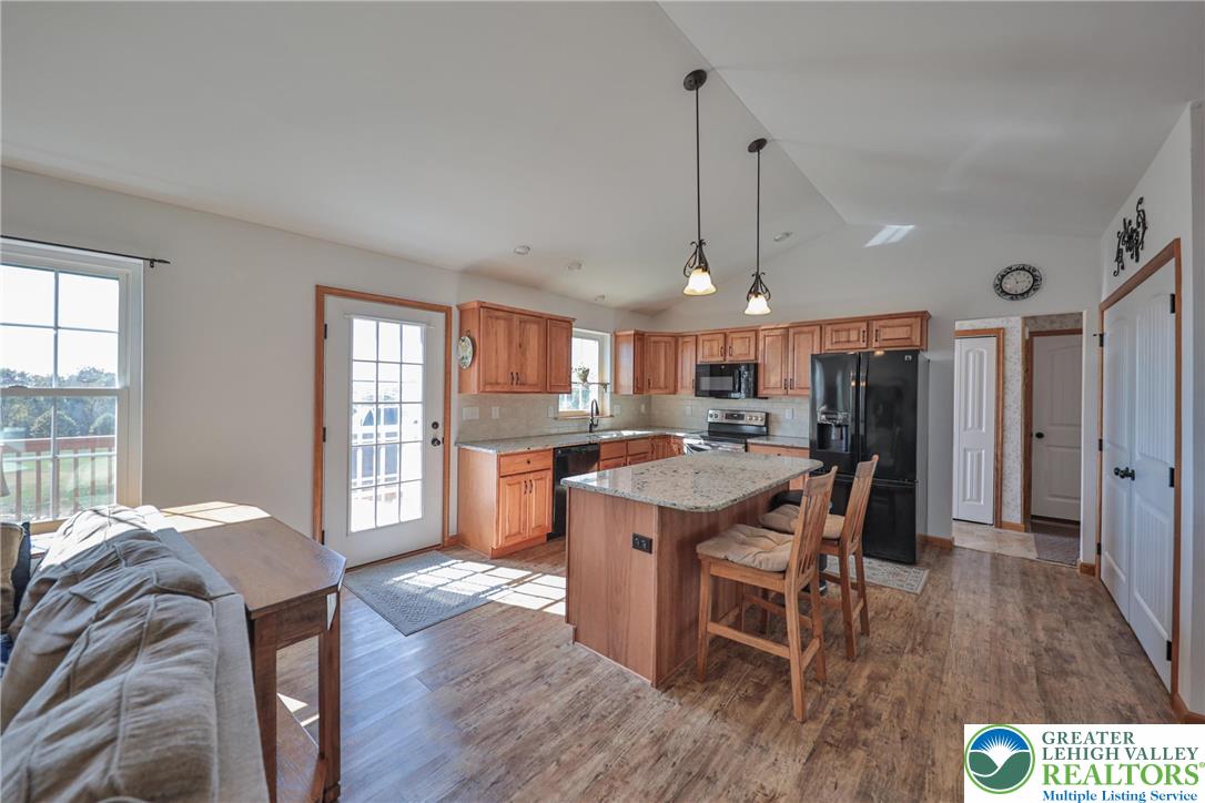3341 Buckskin Lane
