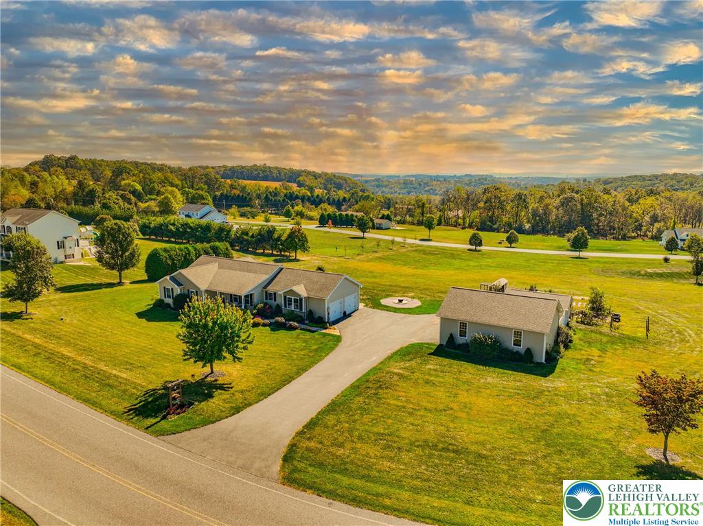 3341 Buckskin Lane
