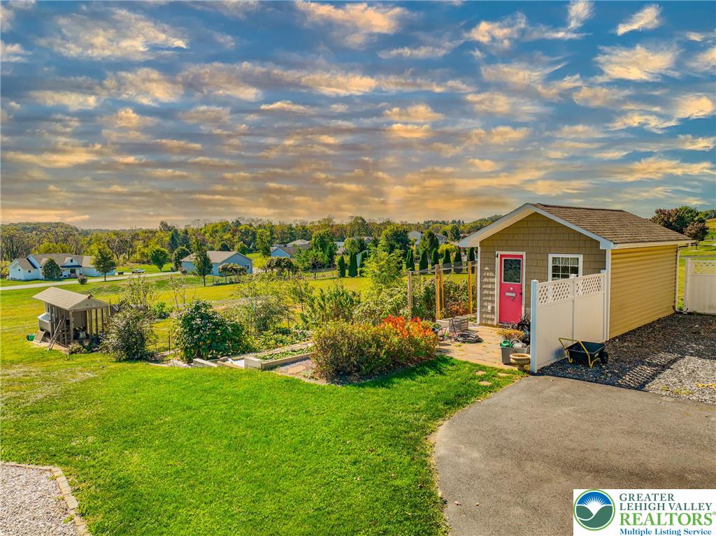 3341 Buckskin Lane