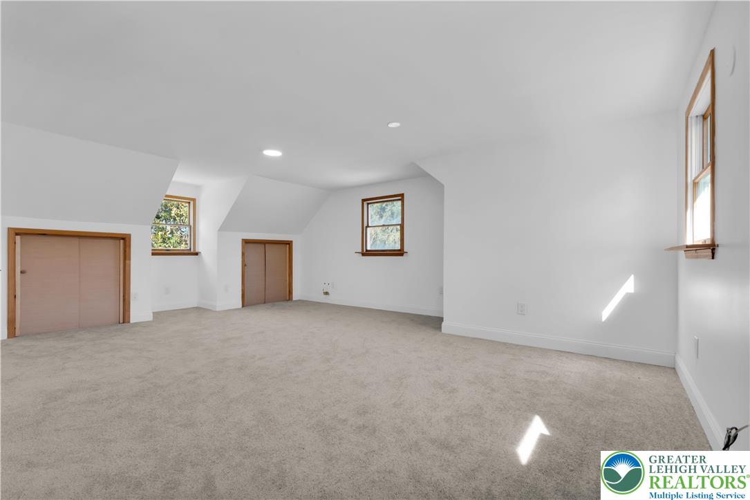 3271 West Scenic Drive