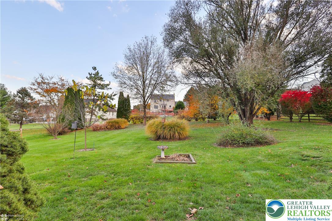 1110 Greenbriar Lane