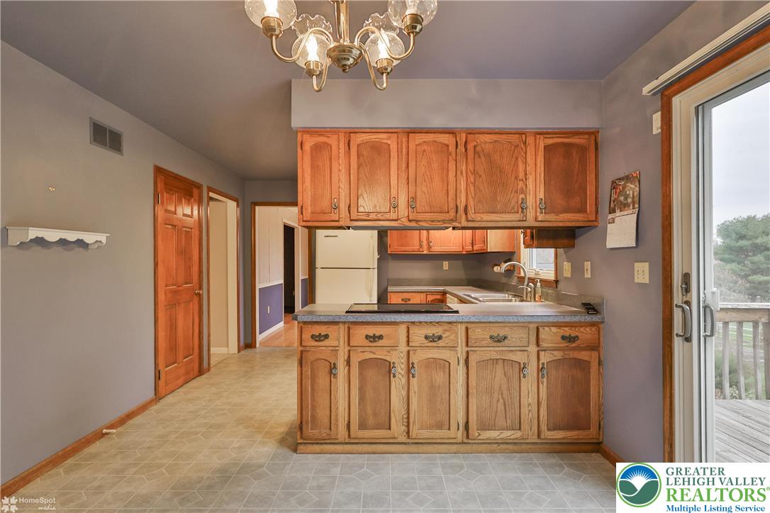 1110 Greenbriar Lane