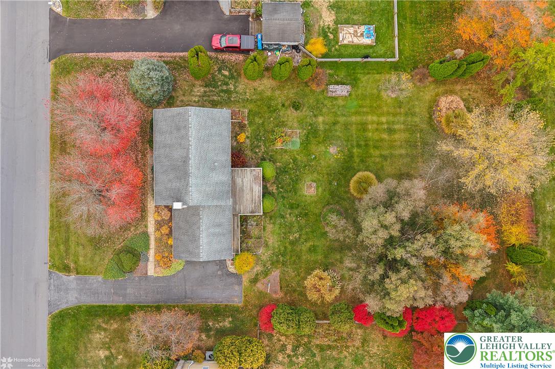 1110 Greenbriar Lane