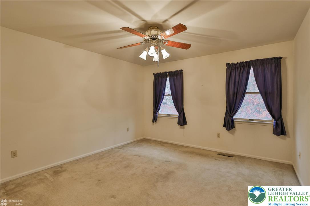 1110 Greenbriar Lane