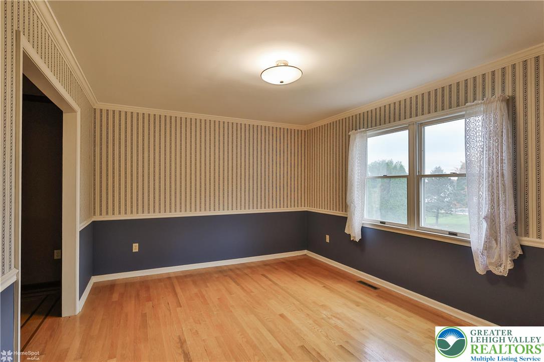 1110 Greenbriar Lane