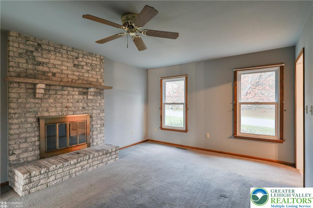 1110 Greenbriar Lane