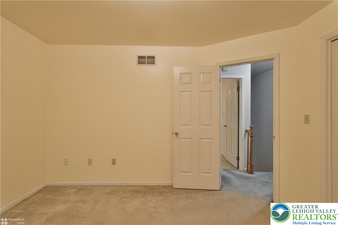 1110 Greenbriar Lane