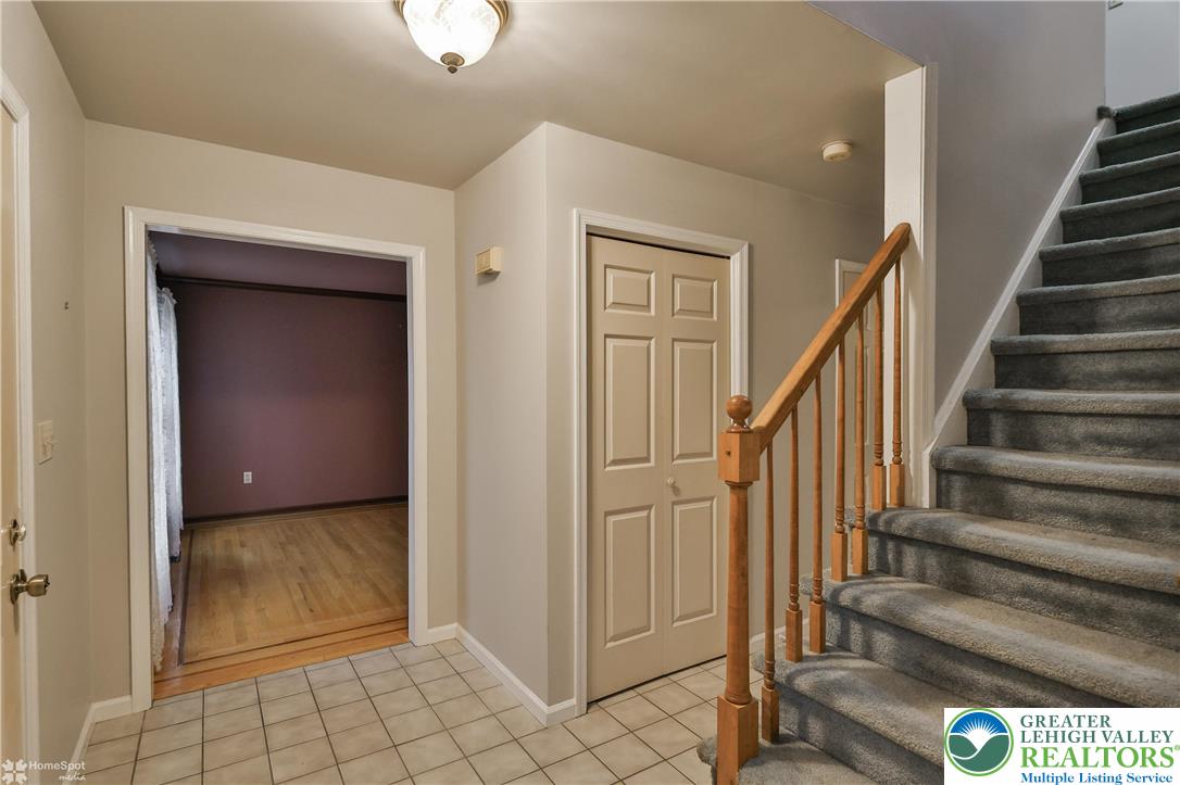 1110 Greenbriar Lane