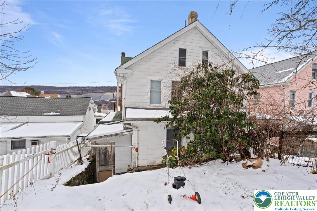328 West Abbott Street