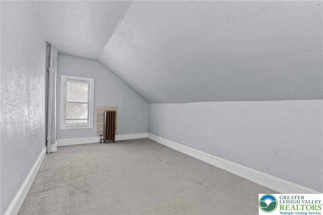 328 West Abbott Street